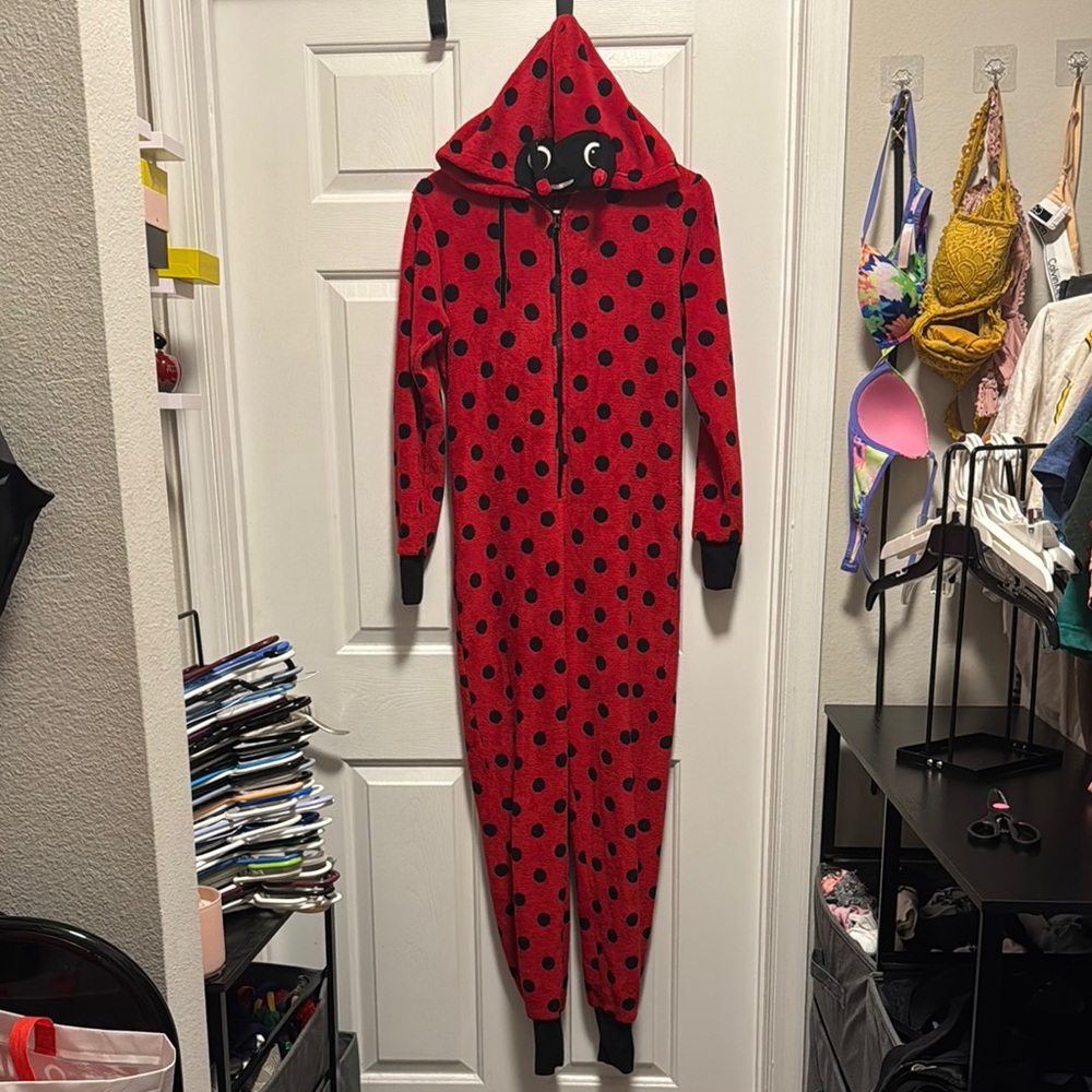 Papaya ladybug Fleece Onesie - Picture 3 of 4
